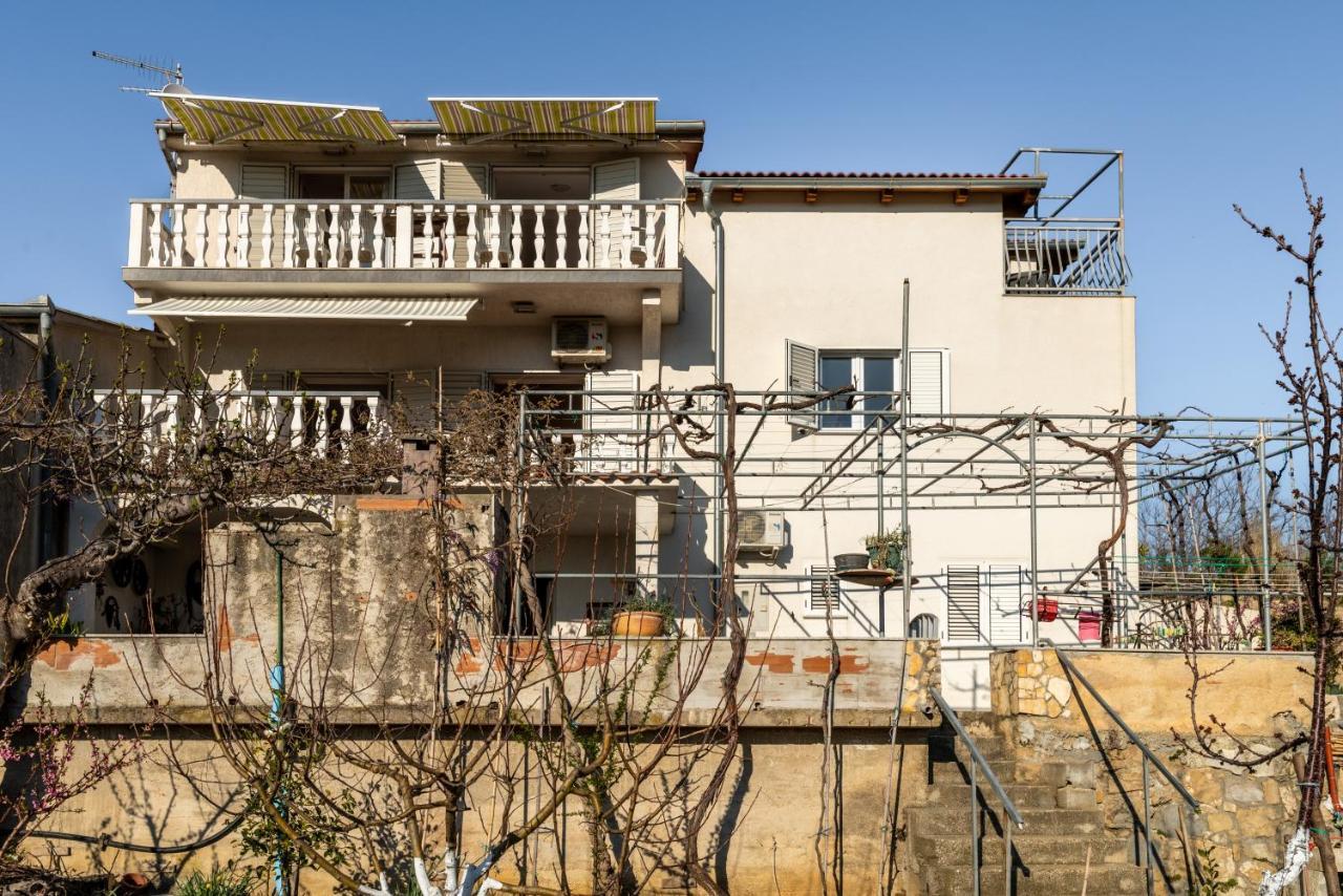 Apartments With A Parking Space Lopar, Rab - 14070 Buitenkant foto