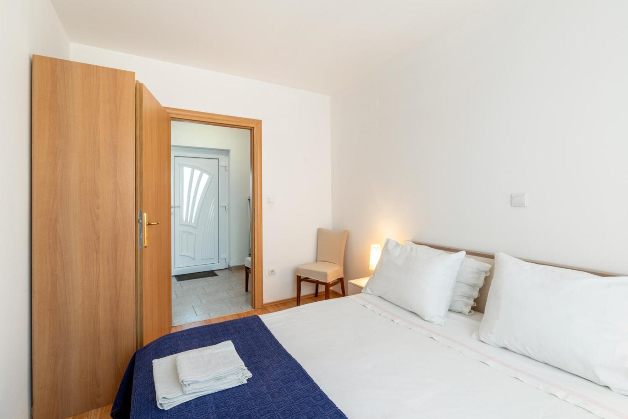 Apartments With A Parking Space Lopar, Rab - 14070 Kamer foto